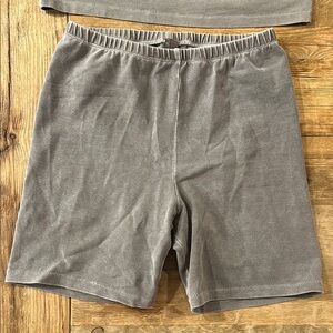 Skims amethyst outdoor bike short size S